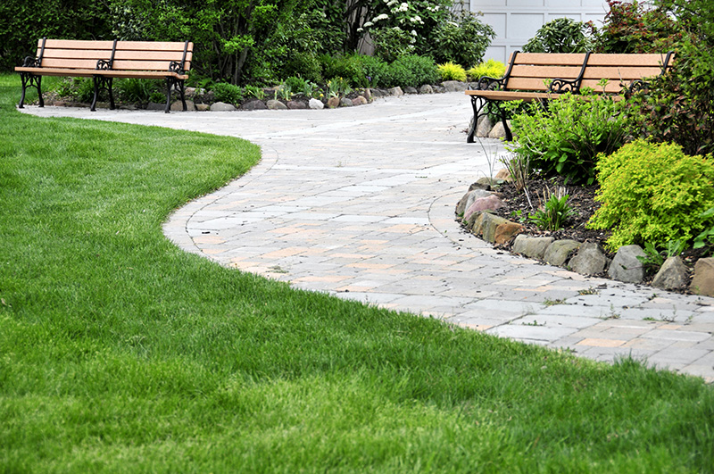 Landscaping Company Berkley MI - Triple J's Landscaping - Lawncare2