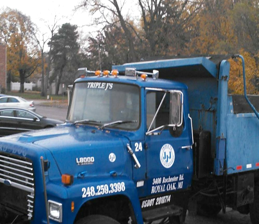 Landscape Installation in Royal Oak - Triple J's Lawn Service - truck2